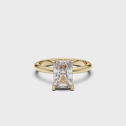 EMERALD SOLITAIRE RING 4.00 CTTW